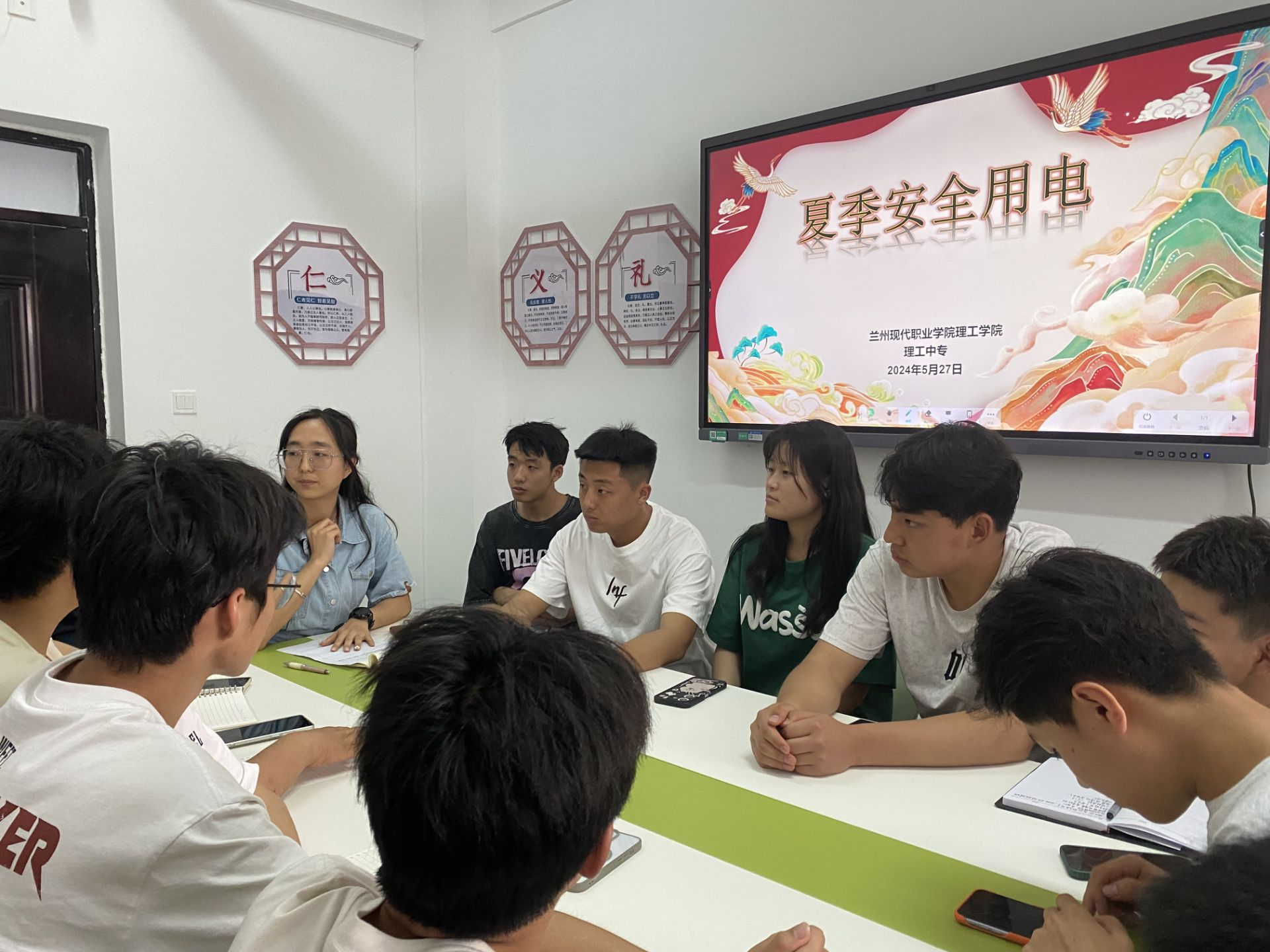 图片3.png 图片3.png