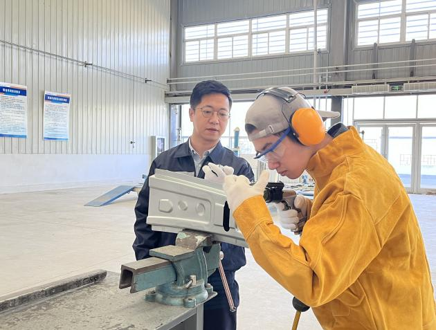 图片2.png 图片2.png